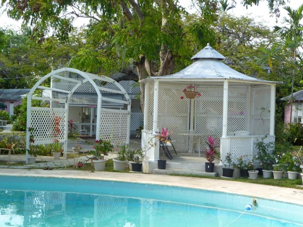 נסאו Orchard Garden Hotel מראה חיצוני תמונה