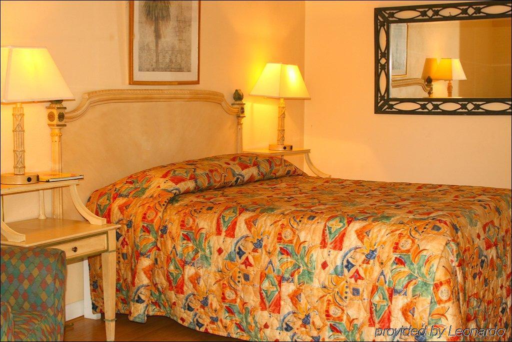 נסאו Orchard Garden Hotel מראה חיצוני תמונה